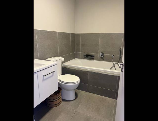 2 BEDROOM APARTMENT TO LET IN CENTURY CITY